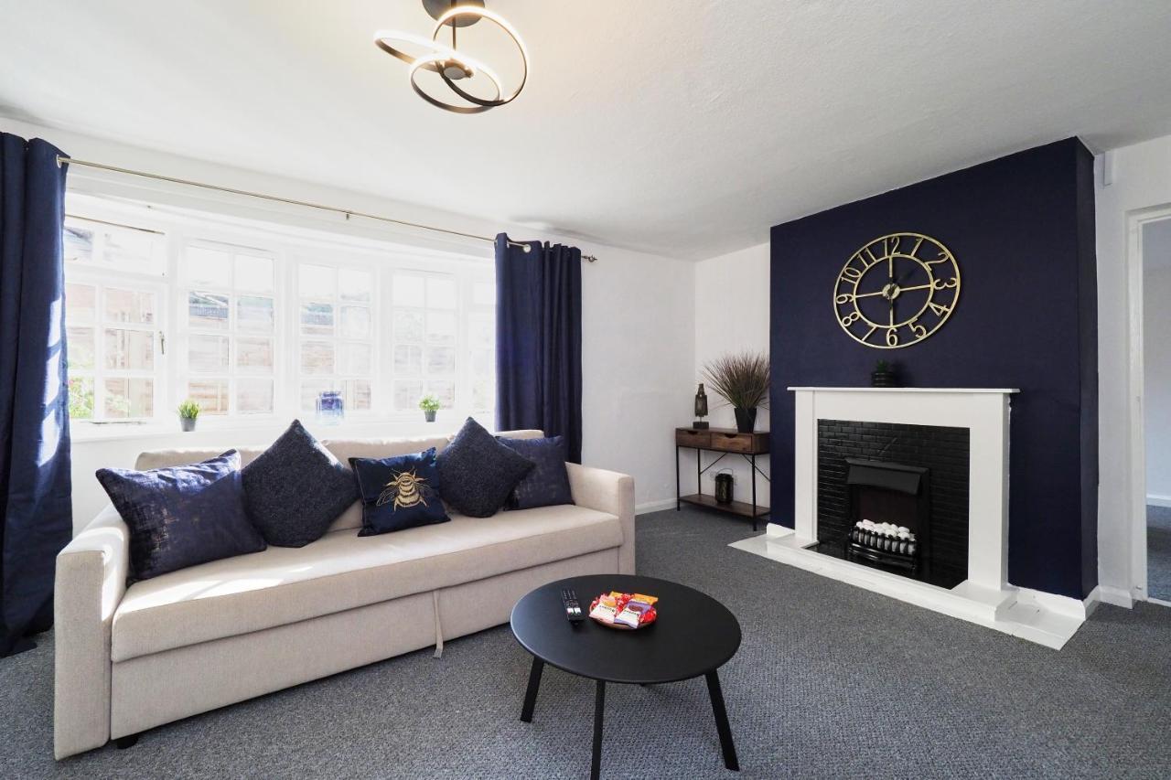 Home In Wellesbourne - Contractors - Families - Reduced Rates Eksteriør billede