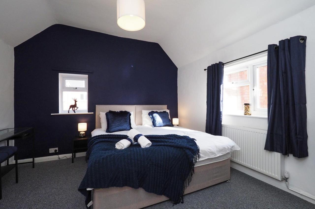 Home In Wellesbourne - Contractors - Families - Reduced Rates Eksteriør billede